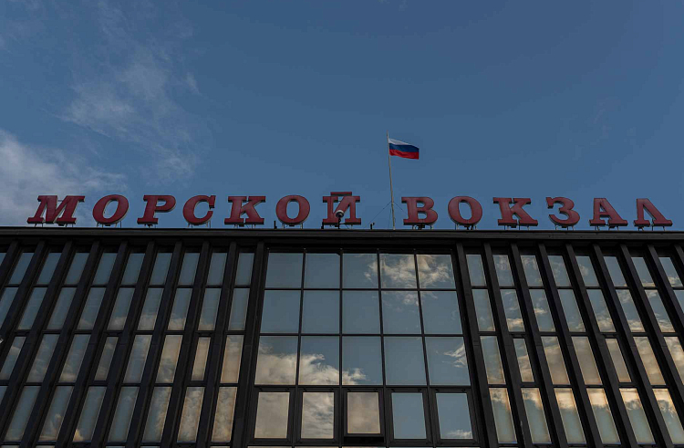 Сегодня открывается пассажирское паромное сообщение между Владивостоком и городом Донхэ