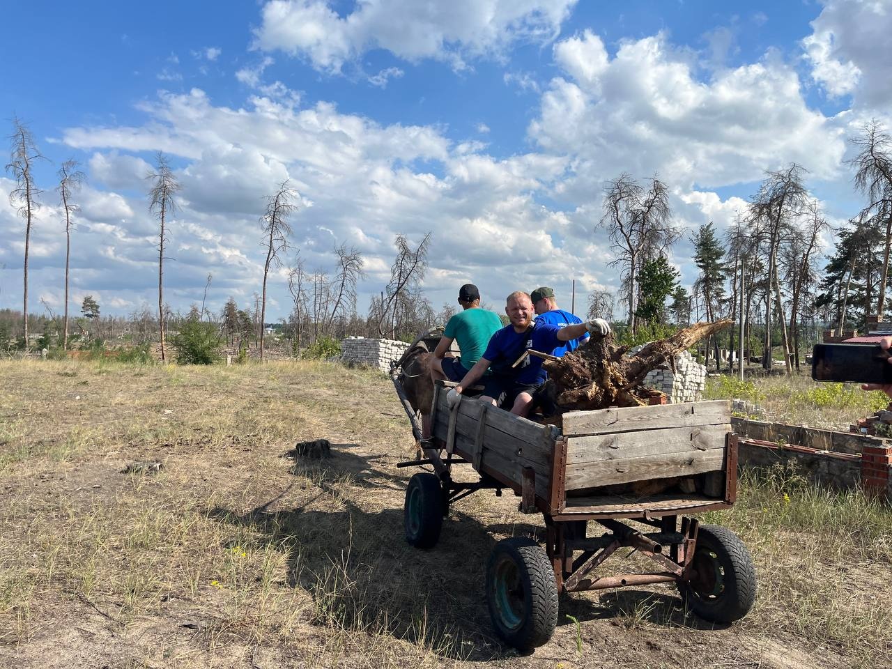 Молодогвардейцы Приморья прибыли с гуманитарной миссией в новые регионы России