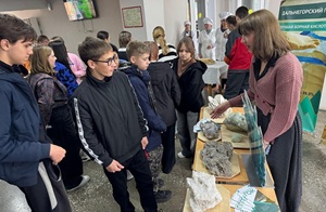 5yrlm8xl6j92n9vufnka75dnbo8d4zu6