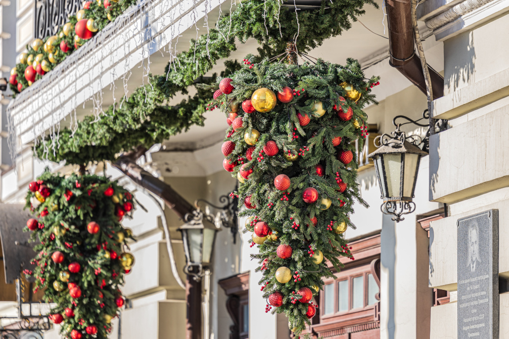 16 Dekabrya Ulitsy Novogodnee Ukrashenie 10 1