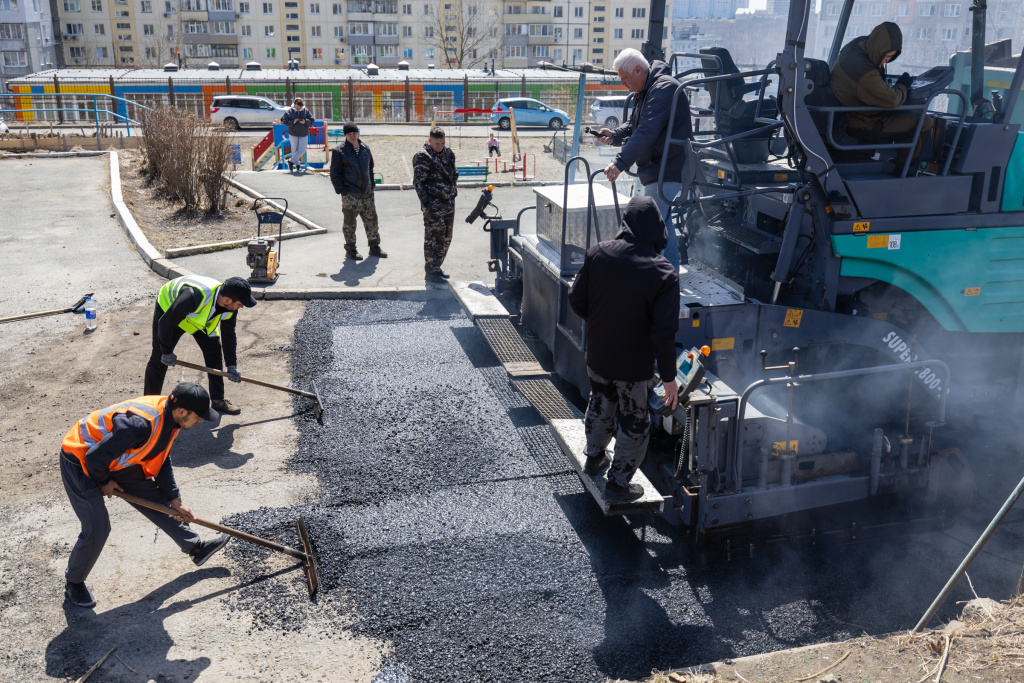 13 Aprelya Asfalt Dobrovolskogo 43 4