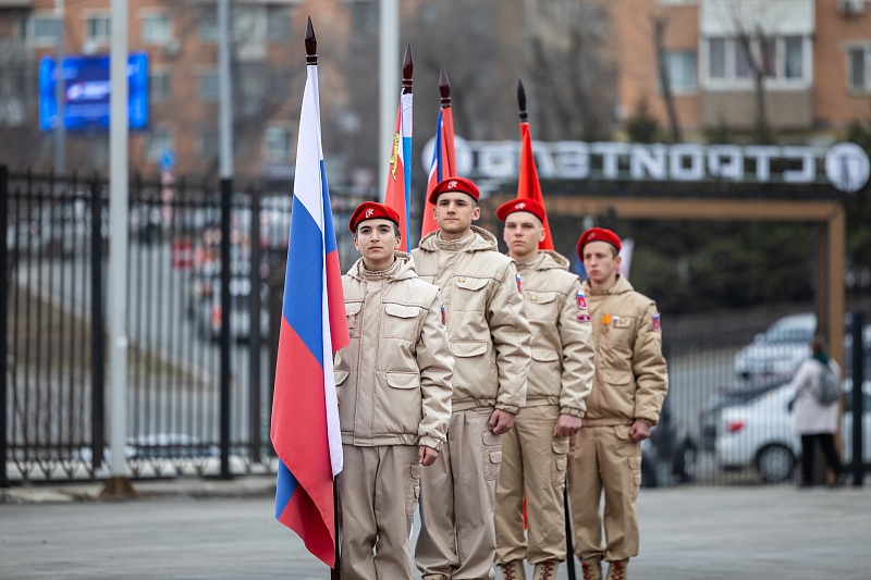 4 Aprelya Stroitel KV 1