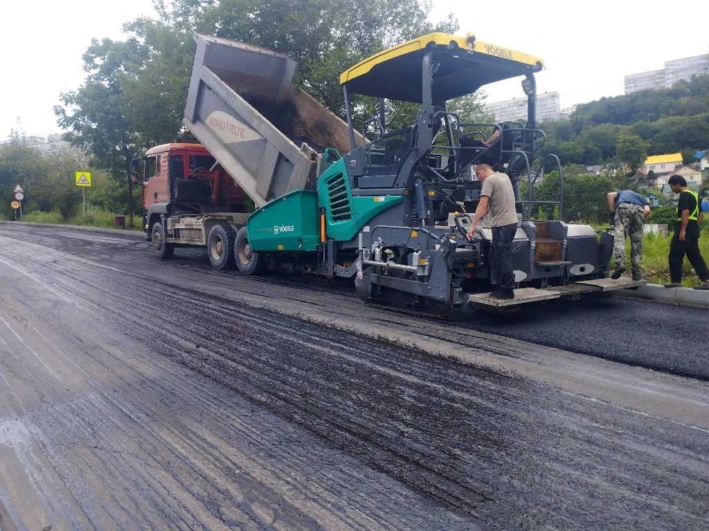 Vo Vladivostoke po natsproektu delayut 2 6 km novykh dorog